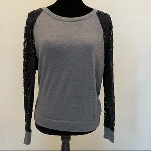 GUESS Jean/Black Lace Long Sleeve Top